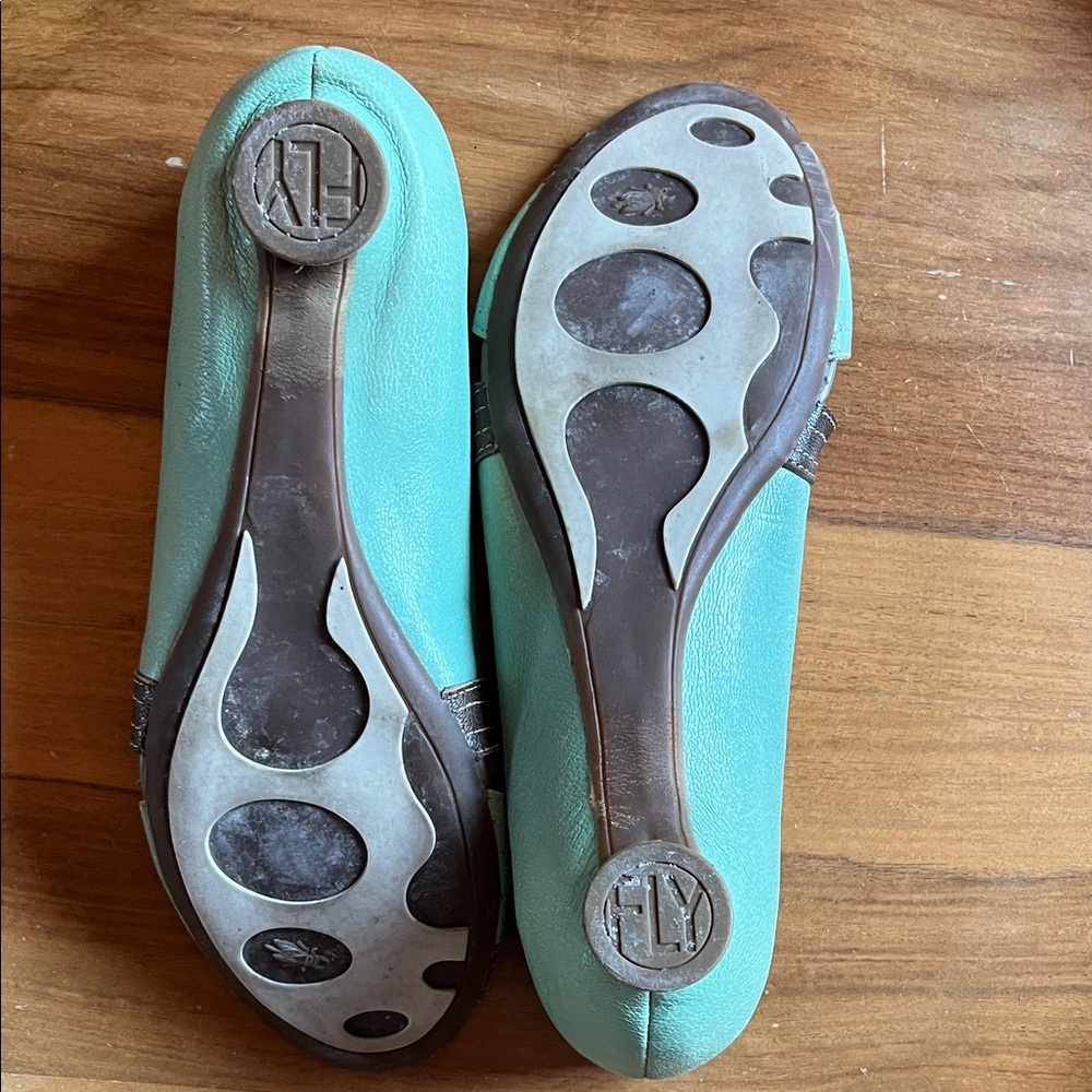 Fly London Women's Turquoise and Grey Brown Flats - Picture 2 of 5